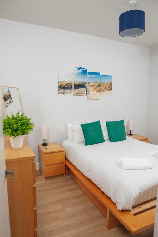 Apartment Peaceful Oasis By The Sea